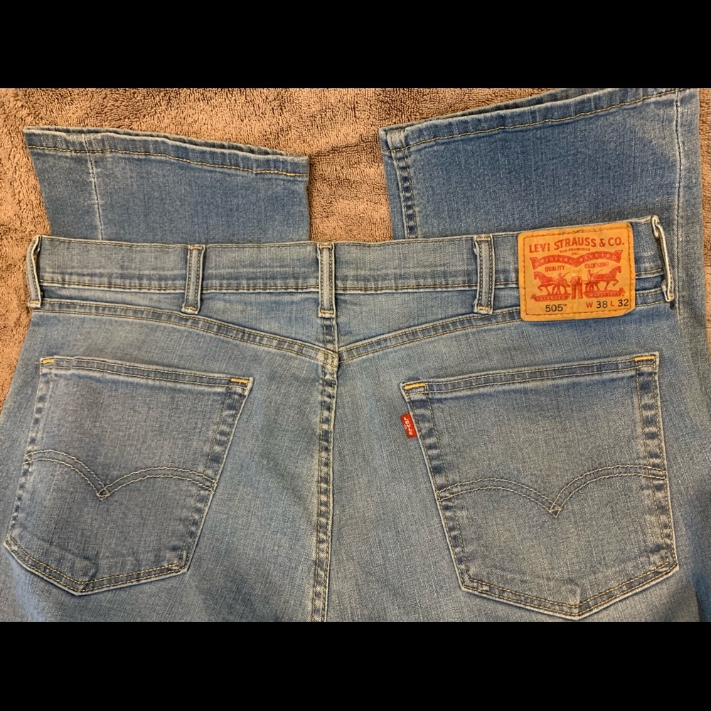 Levis 505 slim/stretch fit Jeans sz 38x32 like new